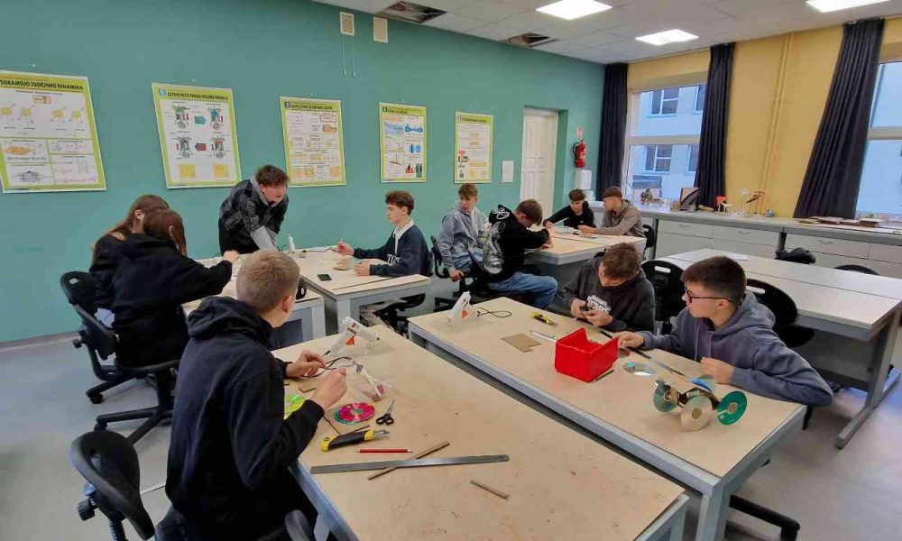 672309f8-15fd-4084-9799-4a060474026b