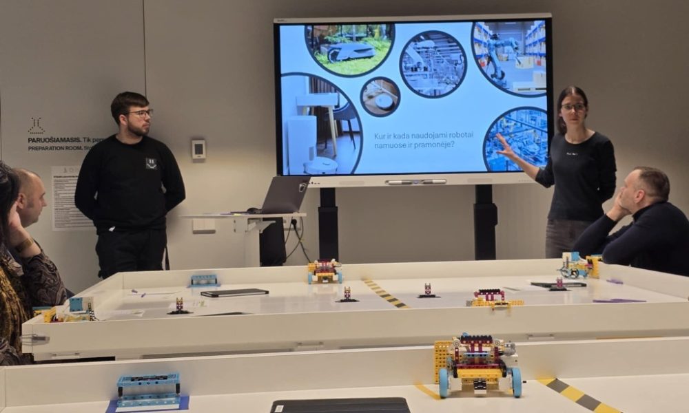 d3604499-af5b-4a1c-bdad-e3494d49d46c